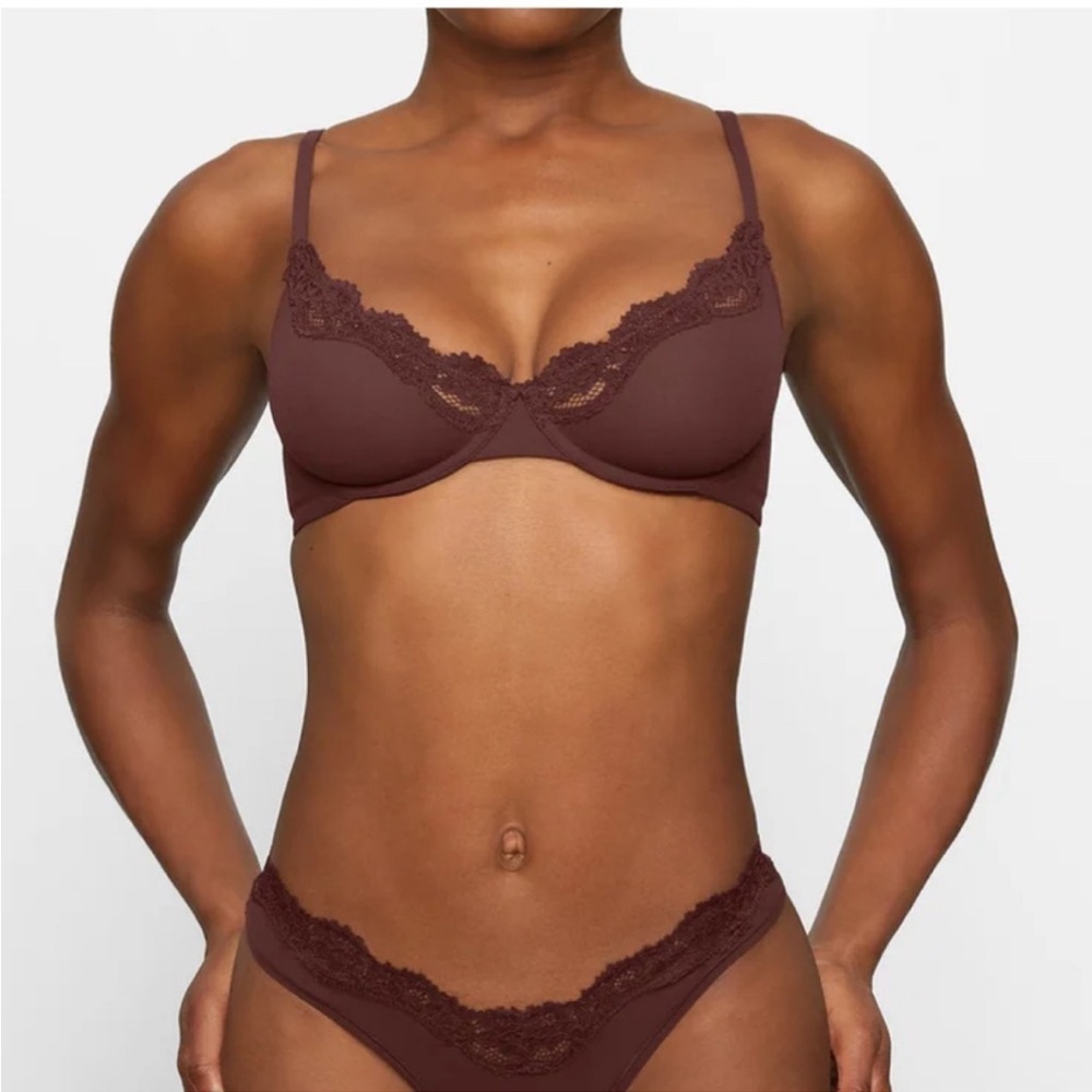 SKIMS FITS EVERYBODY LACE UNDERWIRE BRA COCOA 44D brown‎ NWT